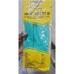 Buy Valpro Chem 11 Nitrile gloves with Reverse loose Grip pattern in Kenya