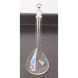 Buy Griffchem 500ml Glass Volumetric Flask in [storefront]