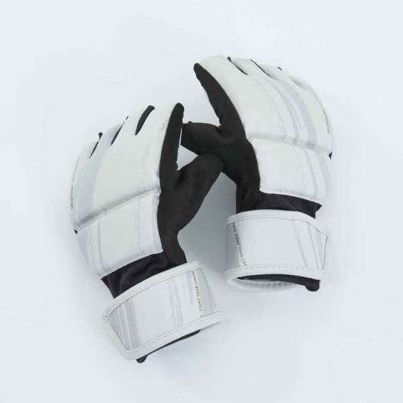 Buy Outshock 100 Cardio Boxing Mitts in [storefront]