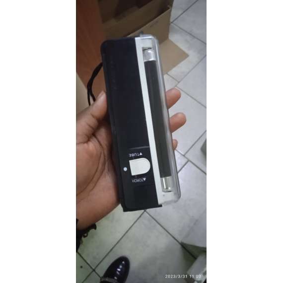 Buy Generic Black Handheld UV Light in [storefront]