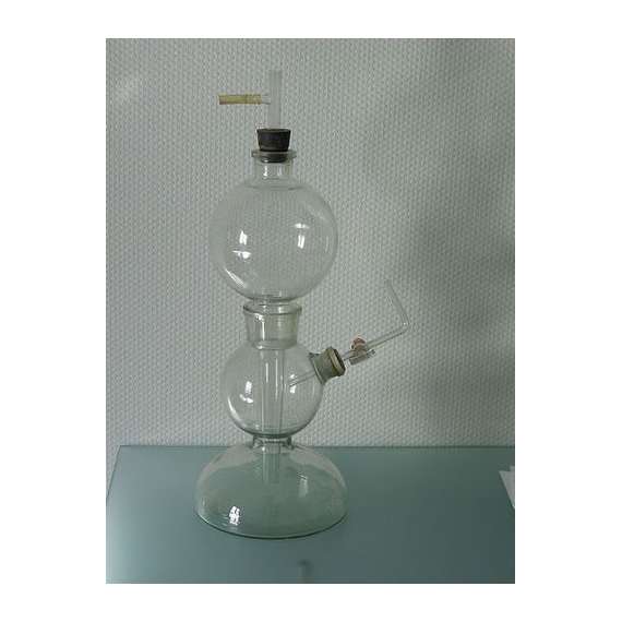 Buy Glass Kipps Apparatus in [storefront]